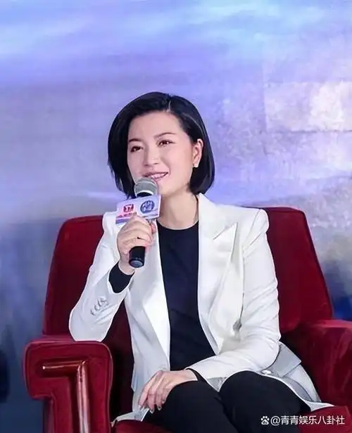 知名主持陈蓉曝近况被黑后回老东家做幕后嫁海归老公儿女双全