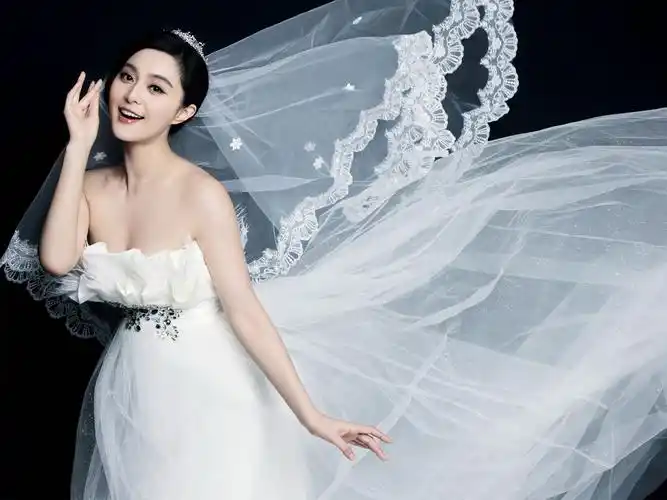 范冰冰唯美婚纱照
