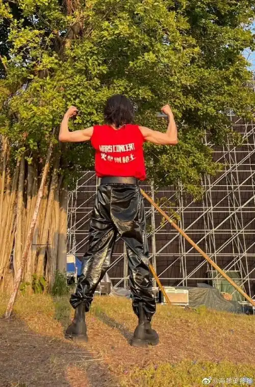 华晨宇说马嘉祺是很大的惊喜##华晨宇有腹肌但绝对不露