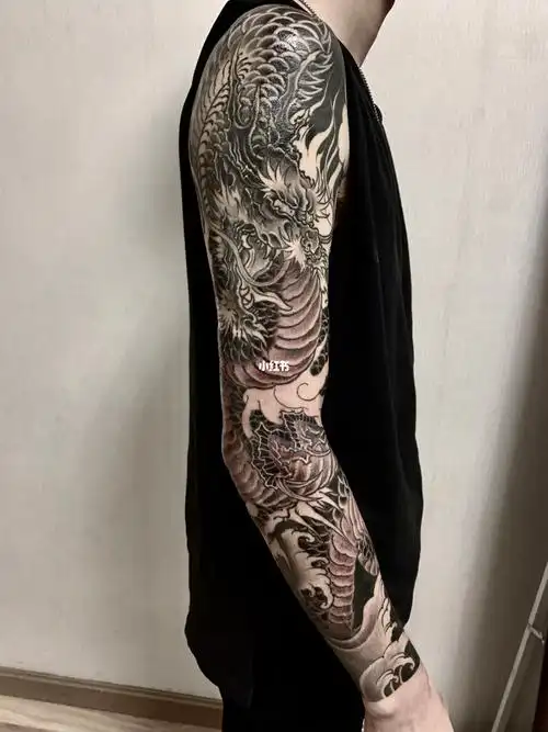 花臂龙下次继续