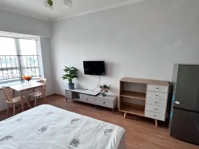 西京大厦一居室精装修拎包入住