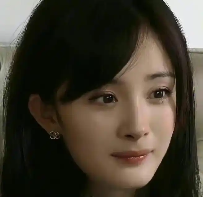 杨幂早期照片水灵动人