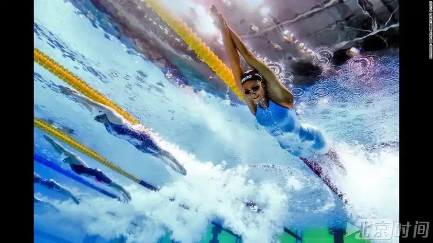 水下美图看布达佩斯游泳世锦赛力量与柔美并济