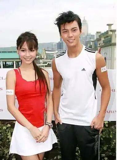 更有热心网友扒出了杨颖前男友陈伟霆.