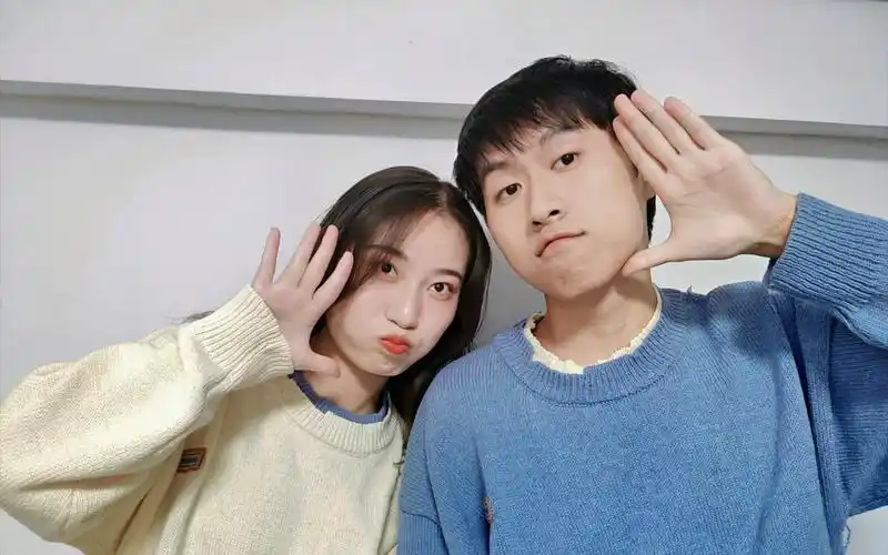 【情侣恋爱日常】甜甜的生活 当然要拍照记录呀