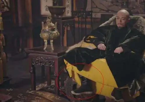 虽说道具有些现代感,但是霍建华和周迅的演技还是在线的,虽然一开始有