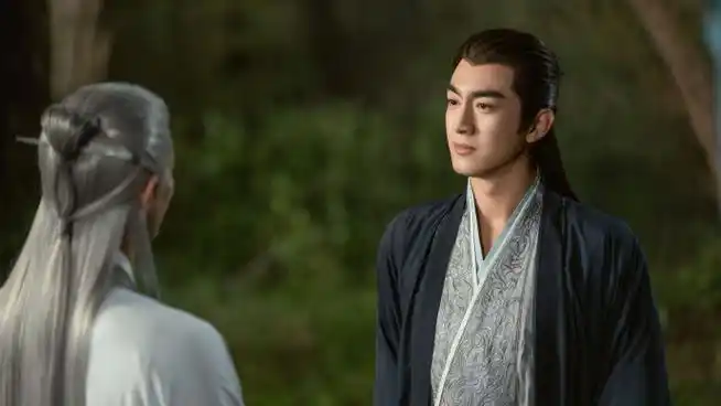 林更新行止##林更新 与凤行