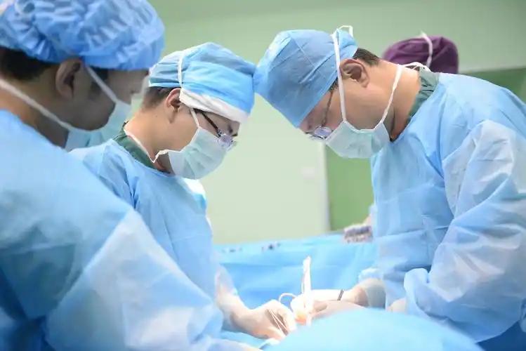 所属科室:泌尿外科 文章作者:管理员 发布时间:2014/9/24 9:45:00