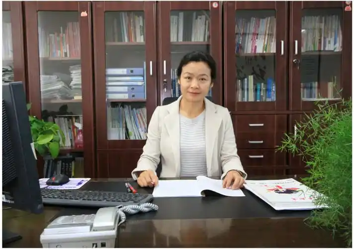 p>亢燕,1968年7月出生,汉族,中共党员,宁夏大学附属中学 a target="