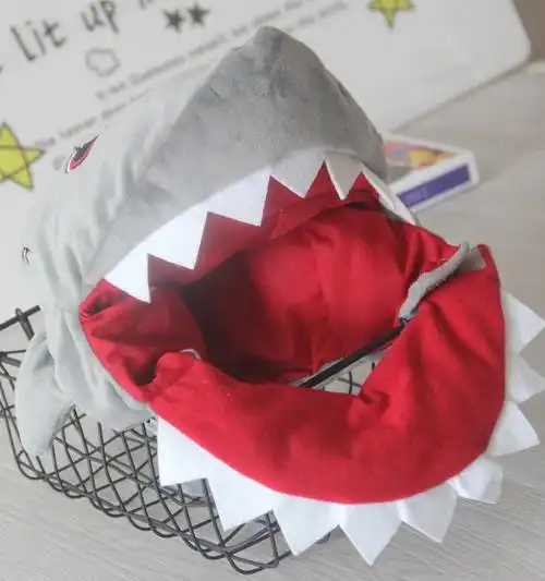 ins网红雪梨同款卡通鲨鱼头套搞怪拍照道具卖萌头饰抖音鲨鱼帽子