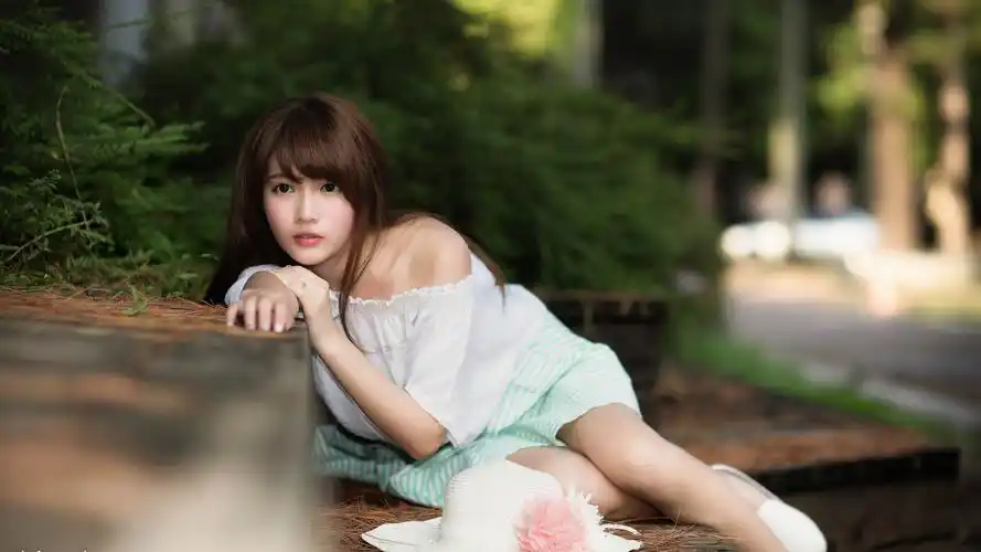 如何开始与女孩聊天并让她慢慢喜欢上你