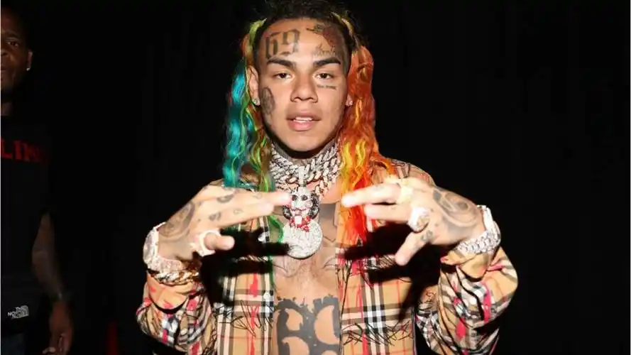 rapper 6ix9ine pleads not guilty to rico charges