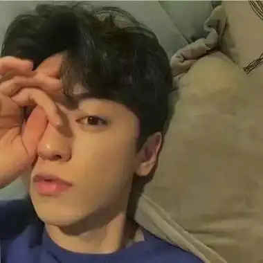 帅气男生头像超有氛围感