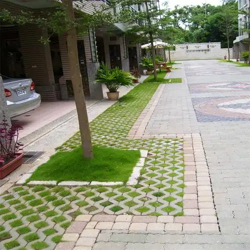 金顺供应植草砖绿道井字砖生态绿化水泥预制草坪砖停车场嵌草砖