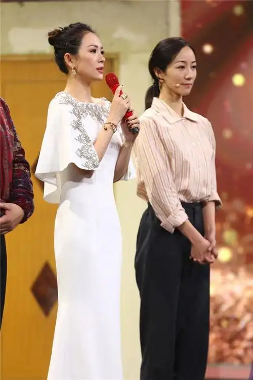 关注韩雪中年尴尬被勒出赘肉露真实身材