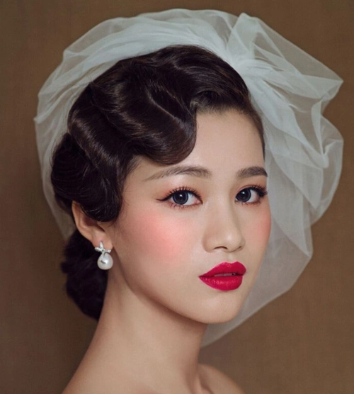 晚宴妆化妆步骤,年会妆怎么画