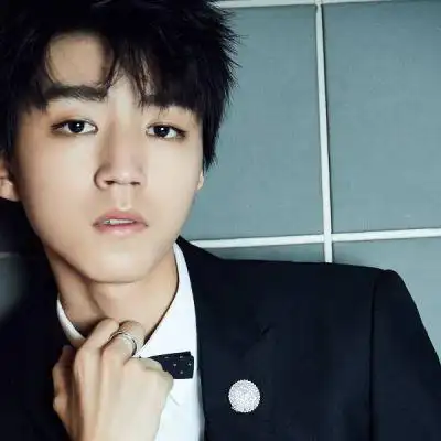 王俊凯个性头像_大陆明星头像_kanqq个性网手机版