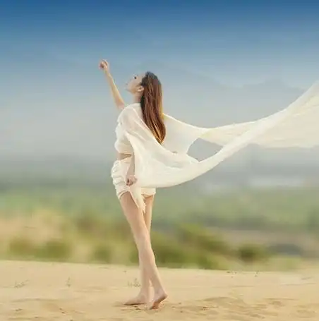 【图】降央卓玛性感照娇艳 "一语天然万古新,豪华落尽见真淳"