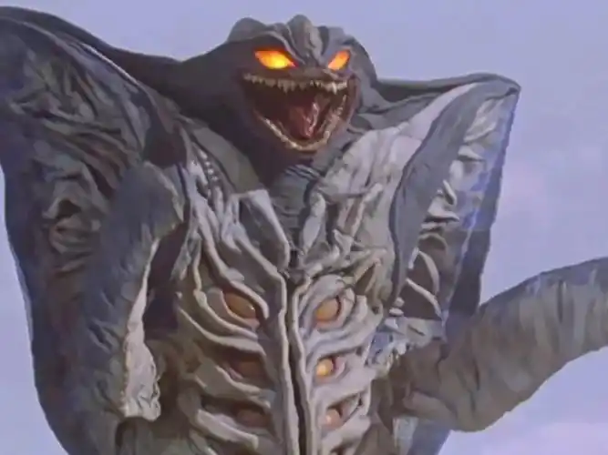 变形怪兽加佐特二代身高59米体重5万吨