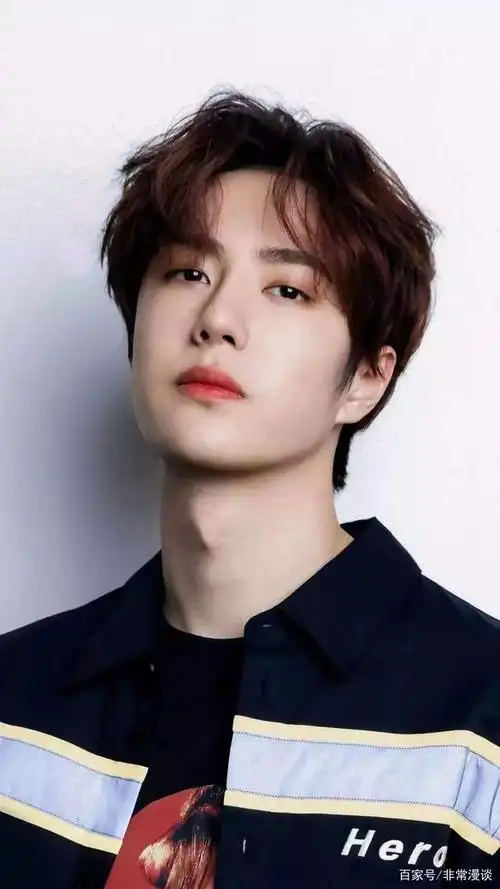 王一博帅照写真合集