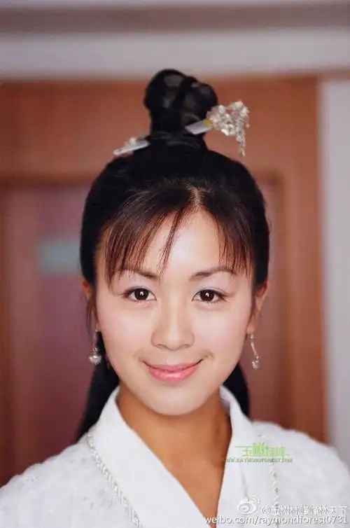 唐宁 饰 师妃暄