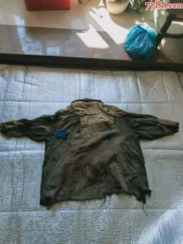 怀旧解放前粗布补丁上衣