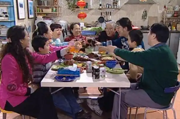 《家有儿女》中的穿帮镜头,连三岁小孩都骗不过,简直不忍直视