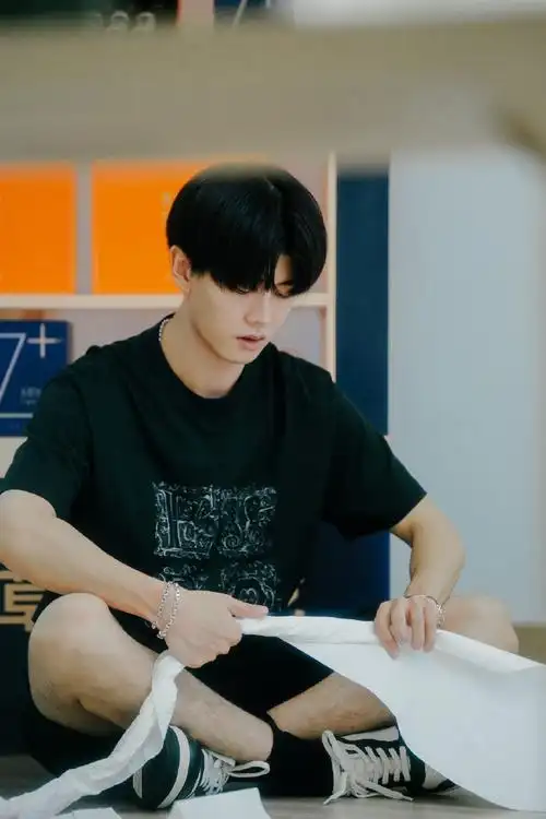 嗨放派##任嘉伦嗨放派##任嘉伦嗨一夏