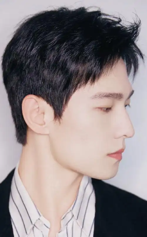 可以说杨洋是你家搭过的最帅男主,但你却不是杨洋搭过的最好看女主.