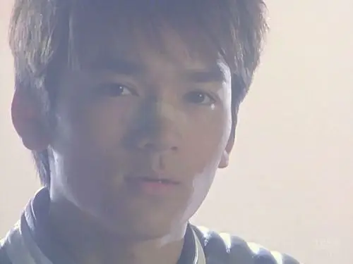 超级帅气的大古!童年男神!