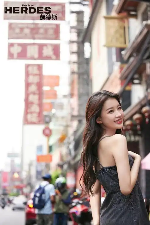 孙怡四月曼谷封面大片##孙怡泰兰德街拍大片