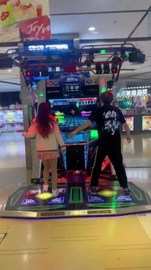 跳舞机 #周末去哪玩 #电玩城