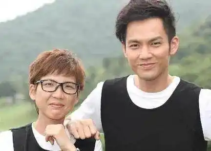 她一曲成名,嫁给王刚因不会做家务分手,如今59岁依然单身_钟汉良_成