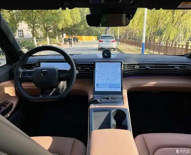 蔚来es6提车作业蔚来es6性能版提车分享及用车感受