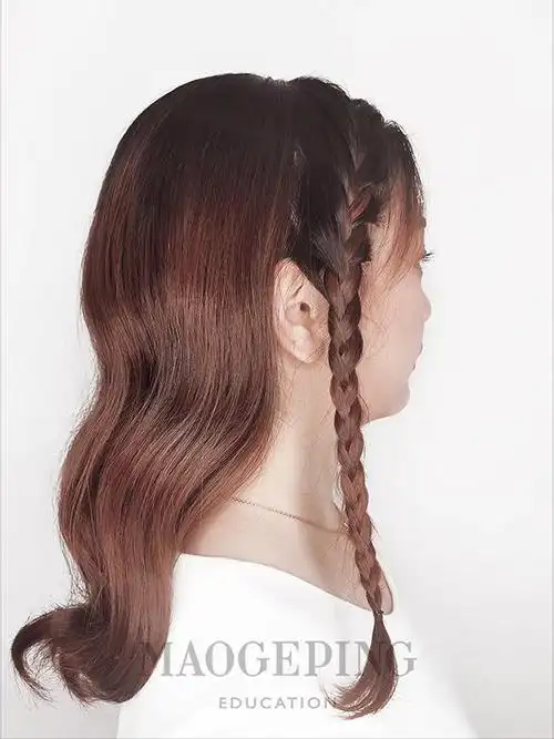 日系少女侧编发,甜美减龄!