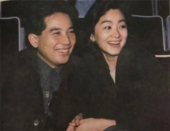 1974年秦汉对怀孕的妻子说我爱上林青霞但又不想失去你