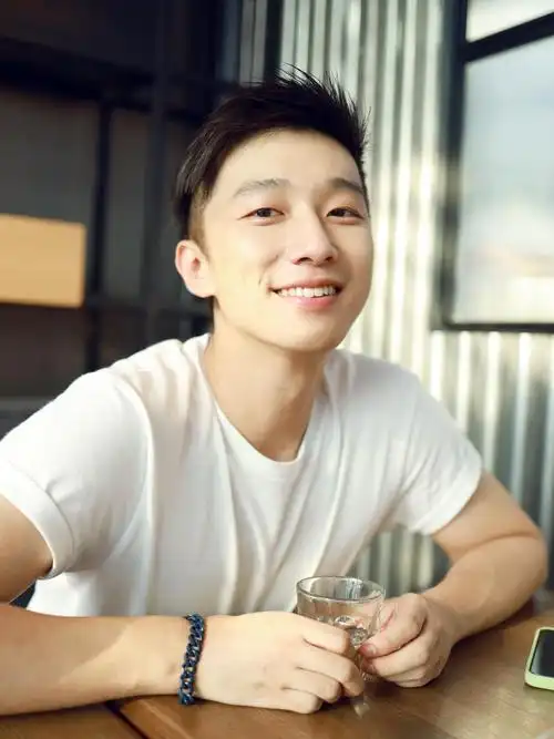 我只是想要你开心呀 #治愈系笑容 #单眼皮 #简单干净