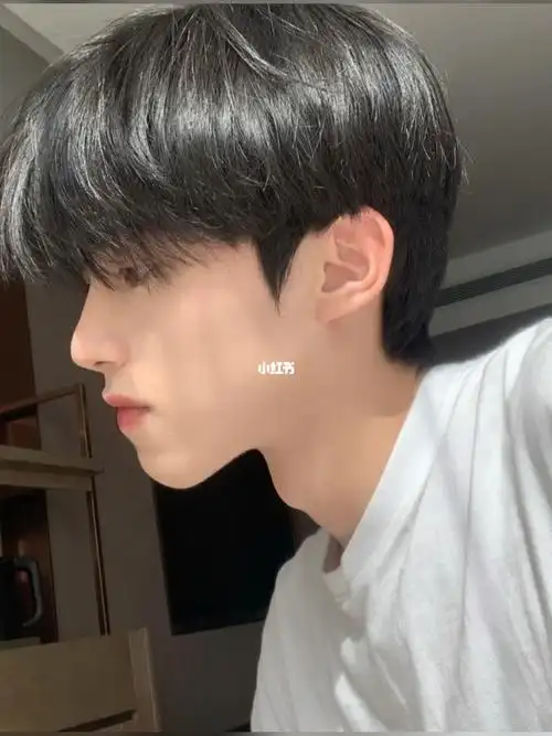 两侧不要太短,刘海要碎#男士发型设计  #男士发型  #微分碎盖