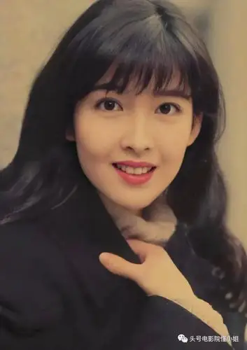 冻龄女神周慧敏