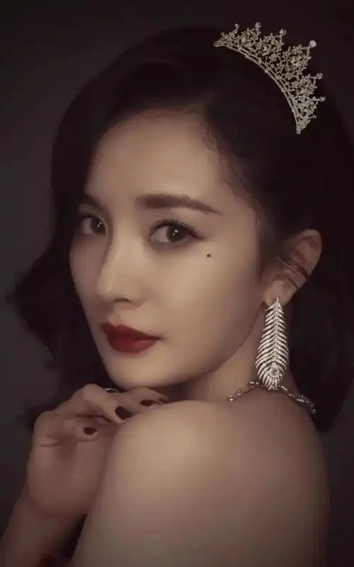 杨幂捐款10w惹争议,真相被曝光打脸网友._step