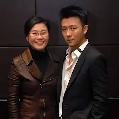 "初恋男友"杨洋:因《红楼梦》与李沁相恋,为何年过30仍单身?