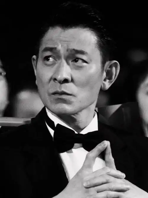 刘德华首次入住某直播平台贾玲霸气放狠话把榜一给姐让出来