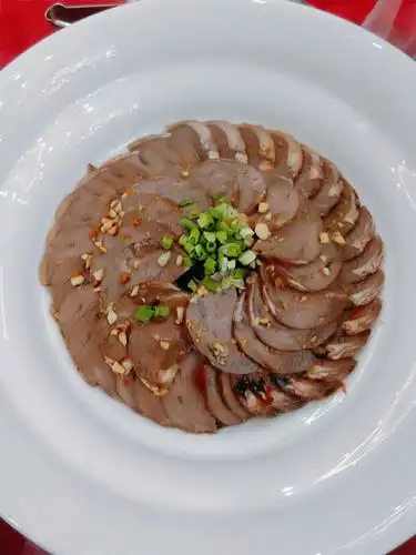 自助凉菜:(酱牛肉)