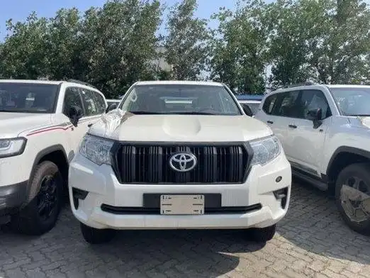 全新22款丰田霸道2700丐版售价428万起支持分期按揭