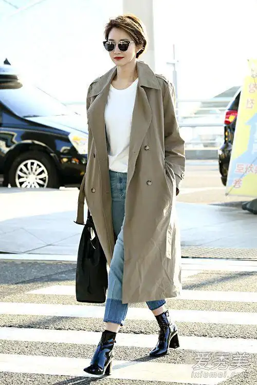 林允儿高俊熙韩国女星街拍示范风衣搭配