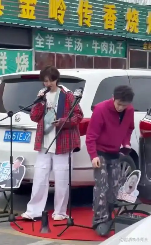 两人之后成为了知己好友,所以鹿晗目前的生活其实很朴素,就是和老朋友