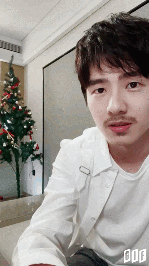 有胡须的时候是稳重成熟男人……|胡须|可爱|刘昊然_新浪新闻