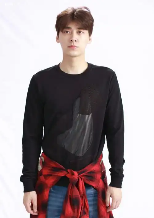 很多个凌晨 都在工作(方木试妆@李易峰#峰启新一岁,事事常安乐