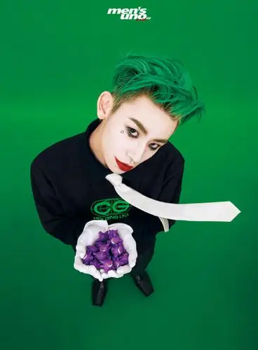 小鬼王琳凯个性小丑妆写真图片