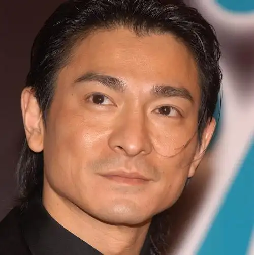 香港四大天王,就他一个婚姻失败了,遭曝料还被败光近10亿